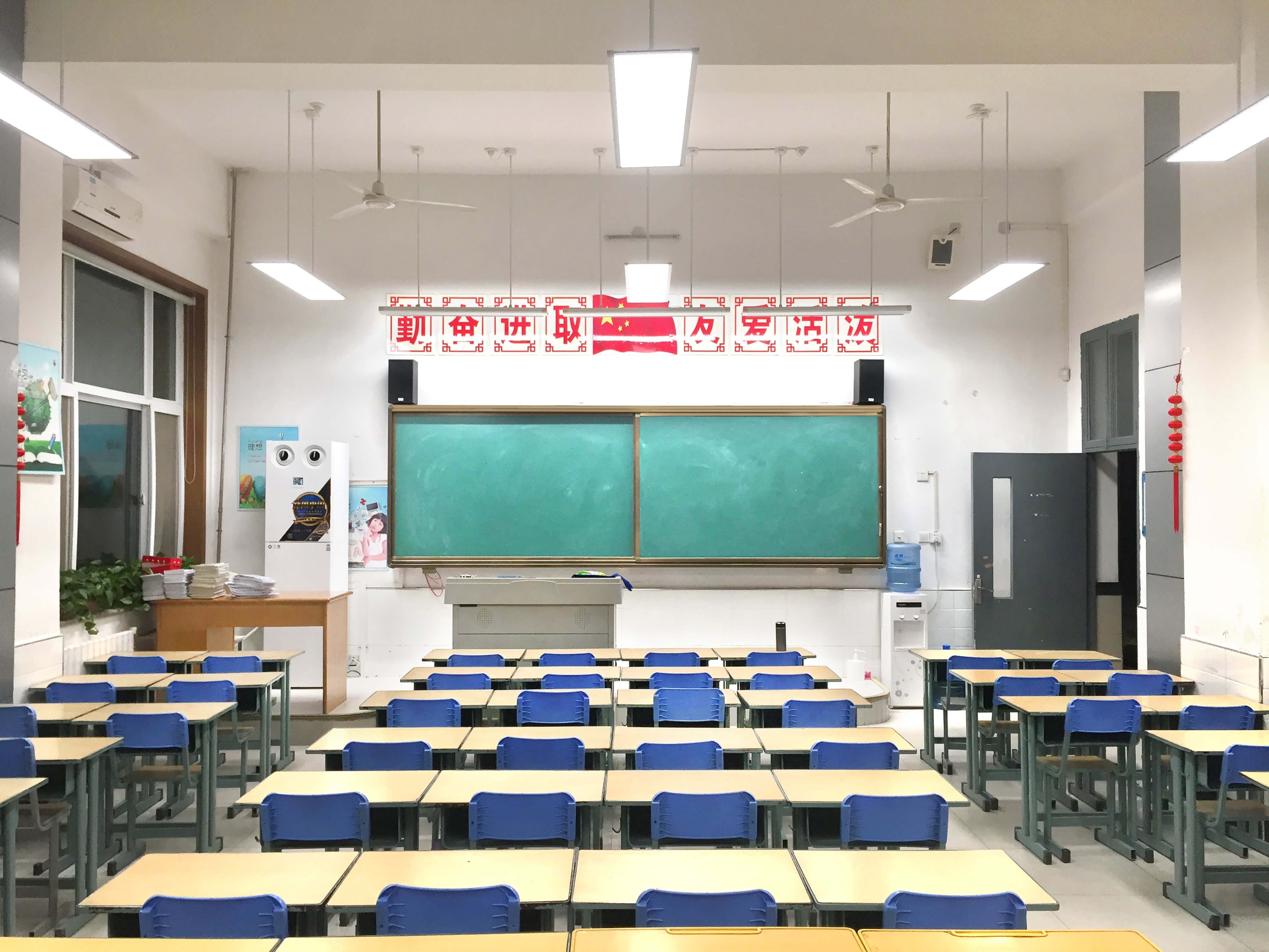 陜西西安大學(xué)南路小學(xué).jpg